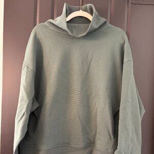 Alo Yoga Hazy Mock Neck Pullover – Clover Green – NWT